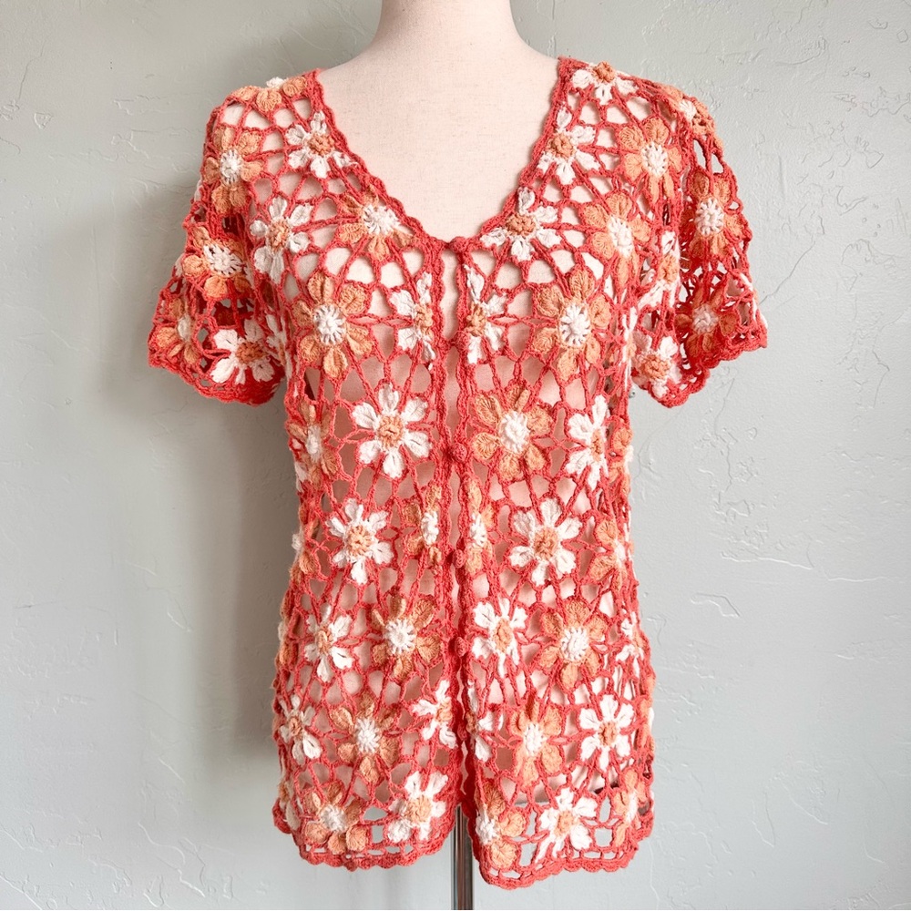 Vintage 1970’s Handmade Crochet Open Knit Floral Cardigan Top Small Boho Spring